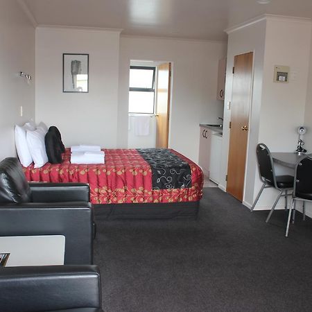 Kiwi Court Motel Hawera Dış mekan fotoğraf