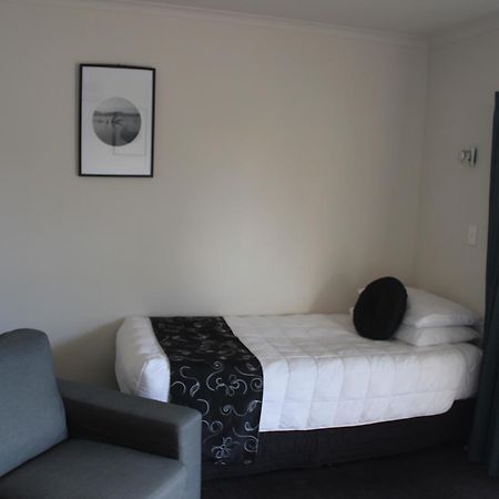 Kiwi Court Motel Hawera Dış mekan fotoğraf