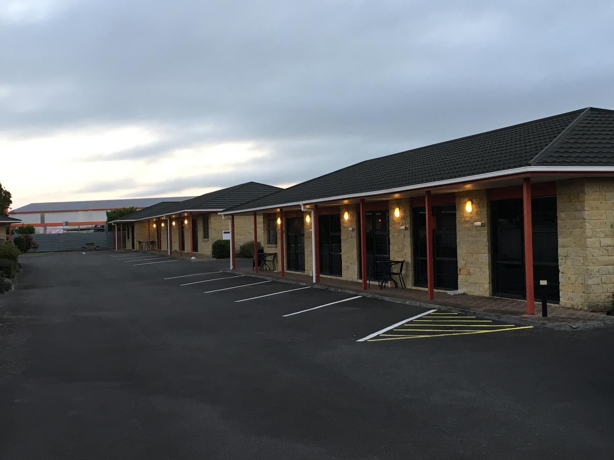 Kiwi Court Motel Hawera Dış mekan fotoğraf