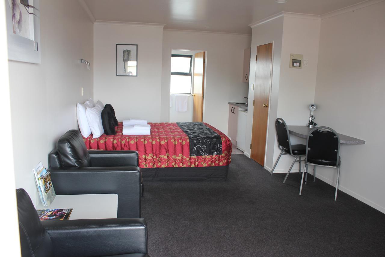 Kiwi Court Motel Hawera Dış mekan fotoğraf