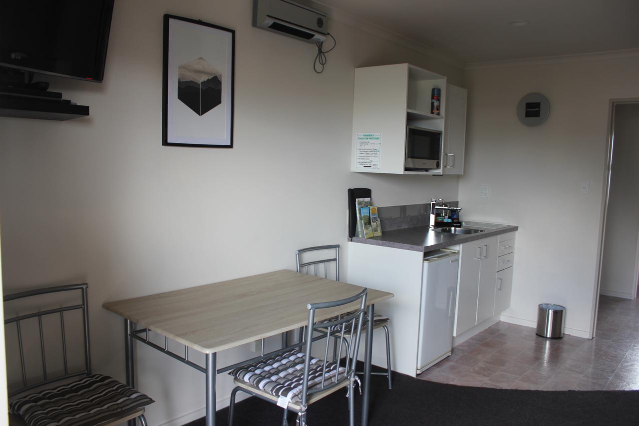 Kiwi Court Motel Hawera Dış mekan fotoğraf